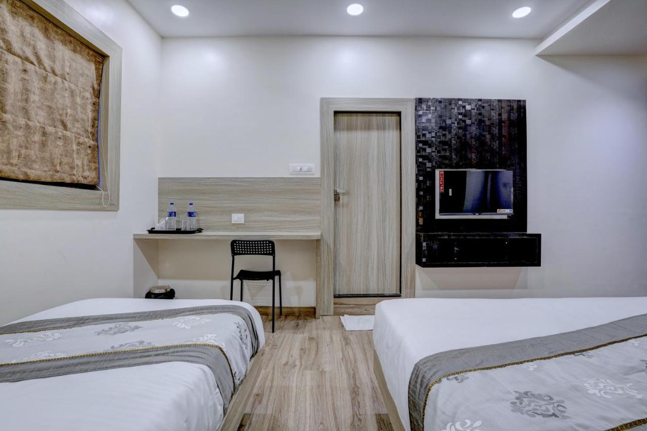 Hotel Arts International Bombay Eksteriør billede