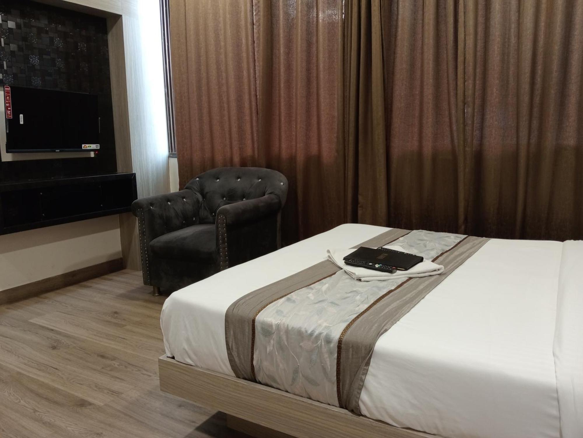 Hotel Arts International Bombay Eksteriør billede