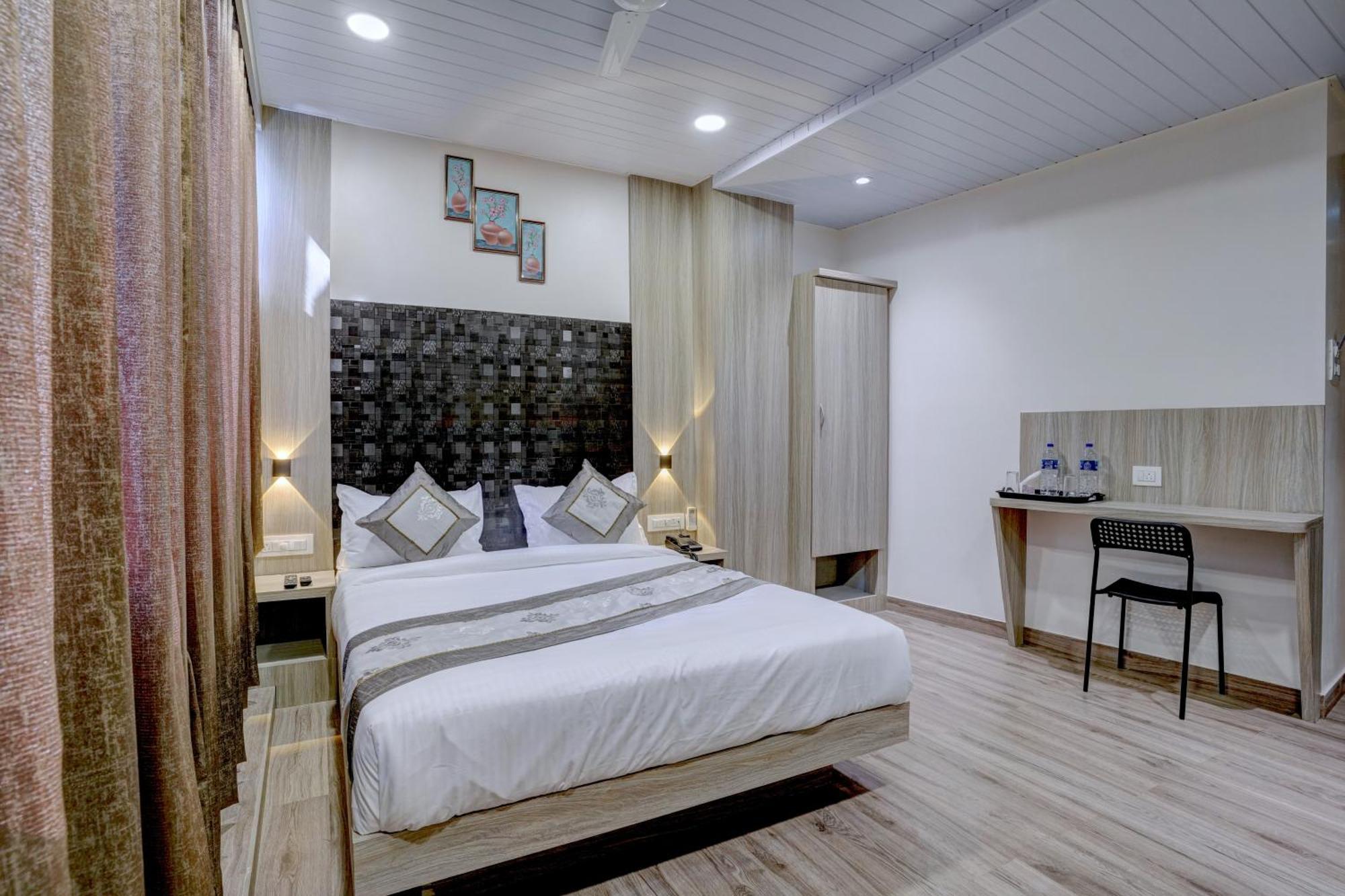 Hotel Arts International Bombay Eksteriør billede
