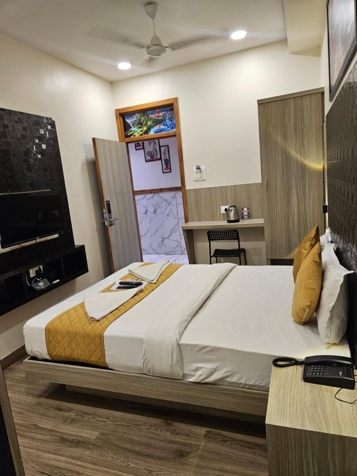 Hotel Arts International Bombay Eksteriør billede